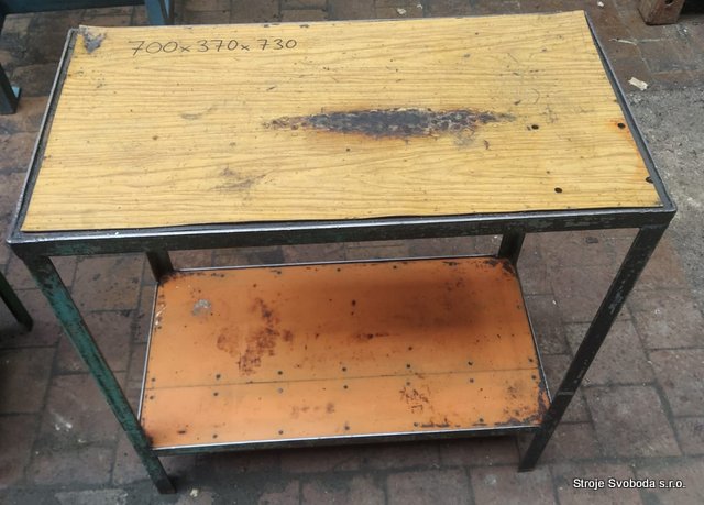 Pracovní stůl - ponk 700x370x730 (3 - Pracovni stul - ponk 700x370x730 (1).jpg)